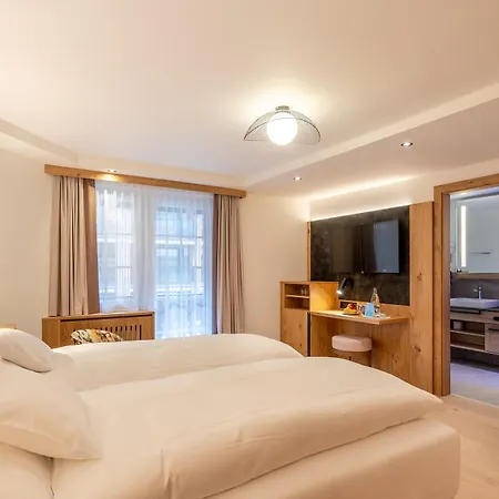 Hotel La Ginabelle 4*