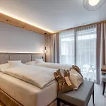 La Ginabelle Hotel 4*