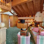 La Ginabelle Hotel
